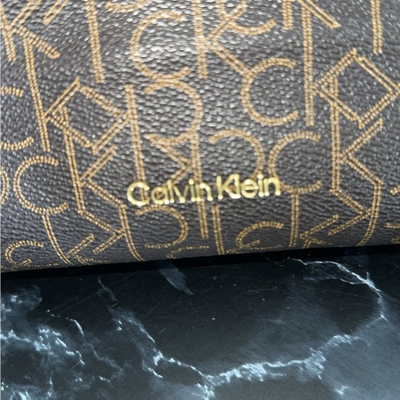 CALVIN KLEIN Handbag Women's Brown Logo Leather Large Tote Purse AUTHENTIC - Picture 7 of 11